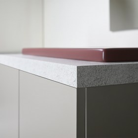 Lavabo YORK installato al centro del piano